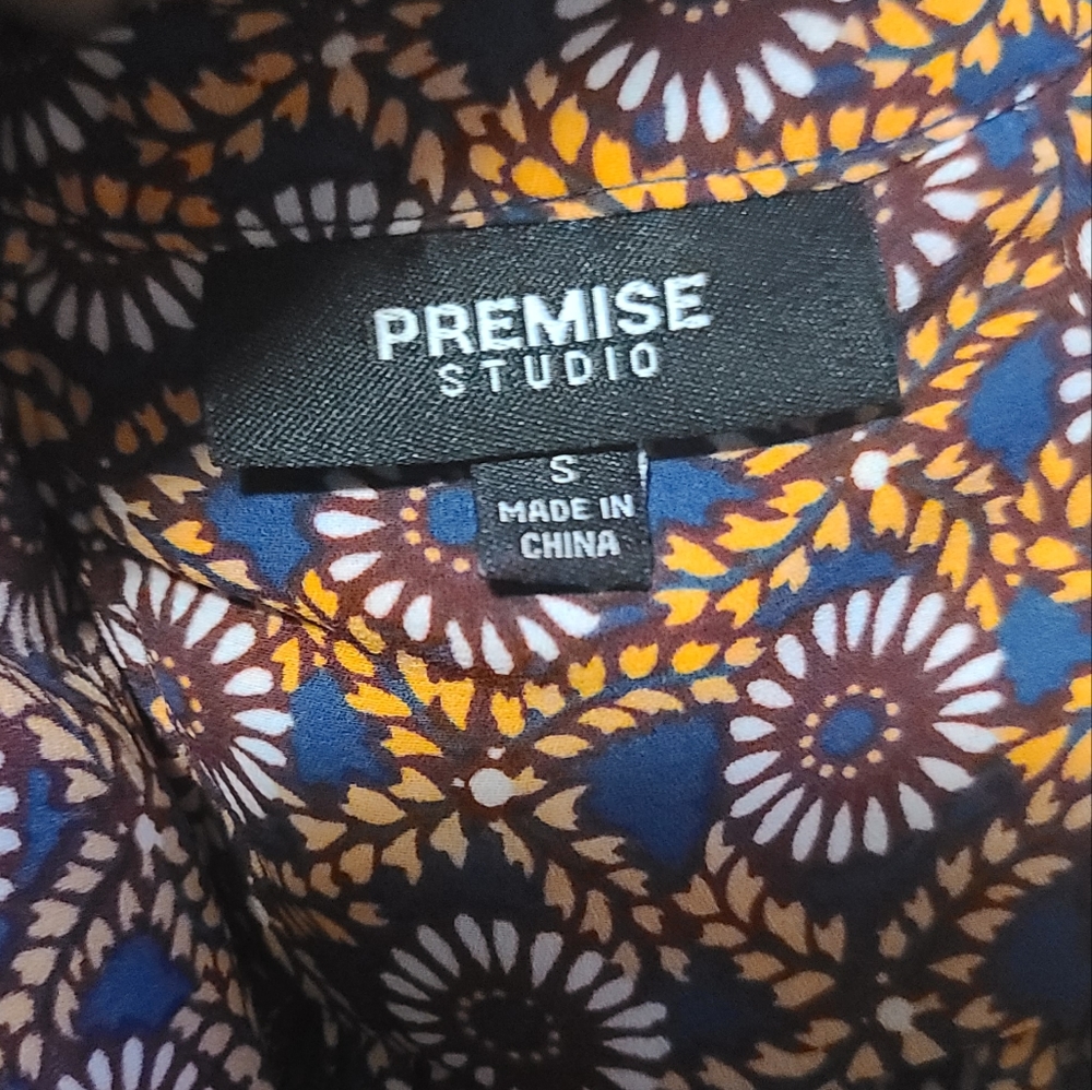 Premise Studio Motif Sleeveless Top Size Small - Picture 4 of 8